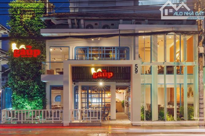 Villa Tú Xương, gần biệt thự Thái Công, Quận 3. Diện tích: 10mx30m, Trệt 2 tầng. Giá 80tr