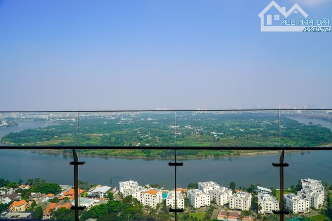 Căn Penhouse Duplex Q.2 Thảo Điền view sông, bàn giao full nội thất giá 75 tỷ/407m2