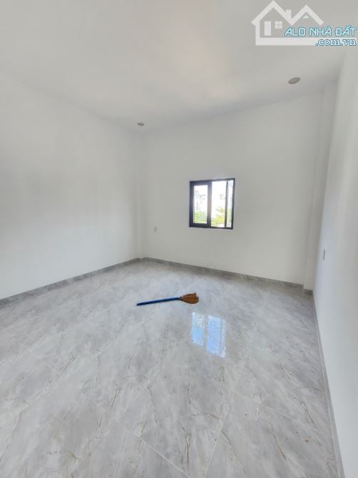 3,75Tỷ TL🔥Bán nhà 1 trệt 2 lầu + Tum KDC Lộc Phát Residence, P.Thuận Giao, Thuận An - 10