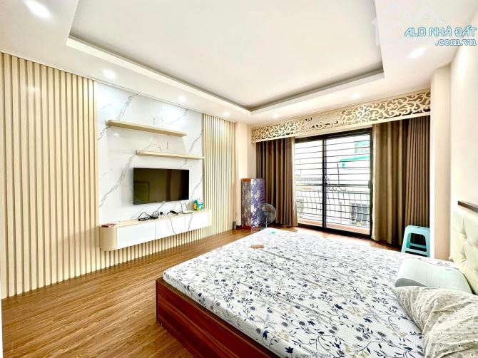 Bán nhà Hoàng Ngân, Thanh Xuân: 42m2*5T chỉ 6 tỷ 6 trước nhà thoáng sáng, ở luôn, nhà còn - 1