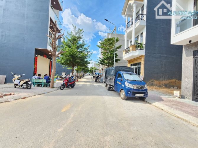 3,55Tỷ TL🔥 Bán nhà 1 trệt 2 lầu + Tum KDC Lộc Phát Residence, P.Thuận Giao, Thuận An - 13