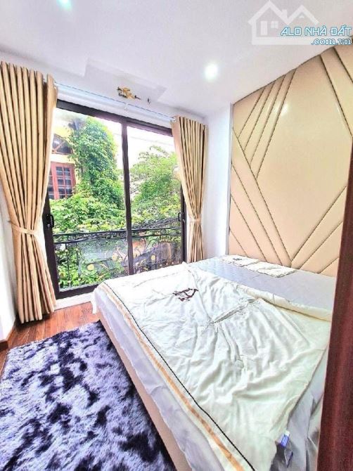 Bán gấp nhà Hoàng Mai ngõ rộng thênh thang, 30m2, 4 tỷ - 2