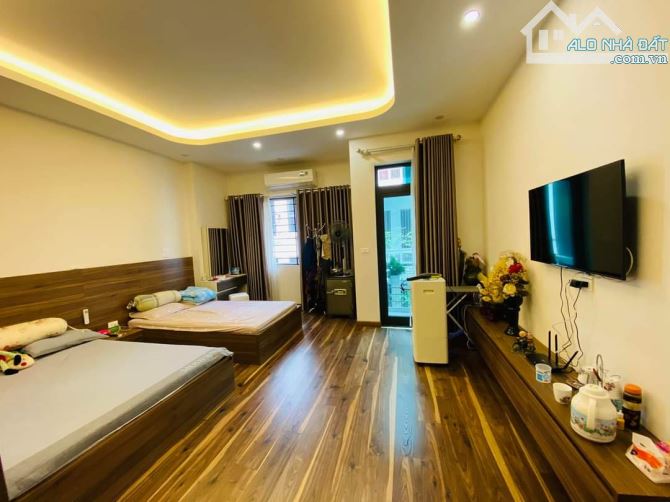 Giá đầu tư! Bán nhà Trần Quốc Hoàn Ô tô, kd đỉnh, DT 55/66m2, MT 5,5m Giá hơn 15 tỷ - 3