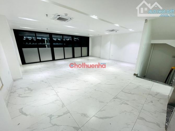 CHO THUÊ Tòa Nhà MỚI ĐẸP 1000 m2 -  MT Tô Hiến Thành, Quận 10 - P7.8mx22m-P1H 6L suốt, TM. - 4