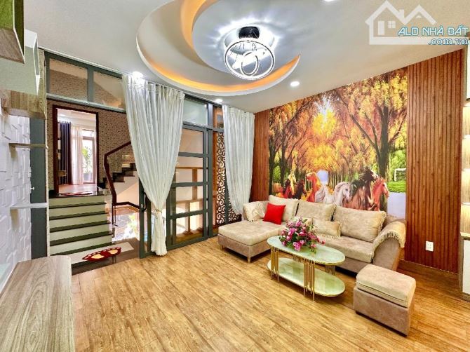 Nhà Đẹp Lung Linh - Ô Tô Ngủ Trong Nhà, Gần Emart Phan Huy Ích, 4,2x15, 4 Tầng NHỈNH 8 tỷ - 4