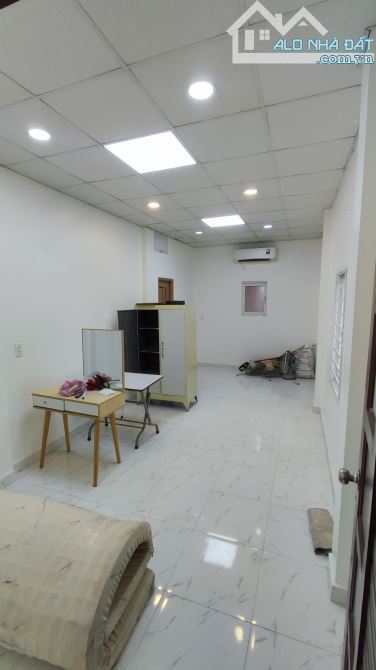 Nhà 2 tầng 3.1x16m 3PN 4WC Xô Viết Nghệ Tĩnh P21 chỉ 5 tỷ - 4