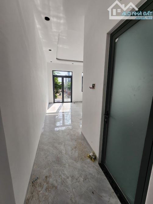 3,55Tỷ TL🔥 Bán nhà 1 trệt 2 lầu + Tum KDC Lộc Phát Residence, P.Thuận Giao, Thuận An - 5