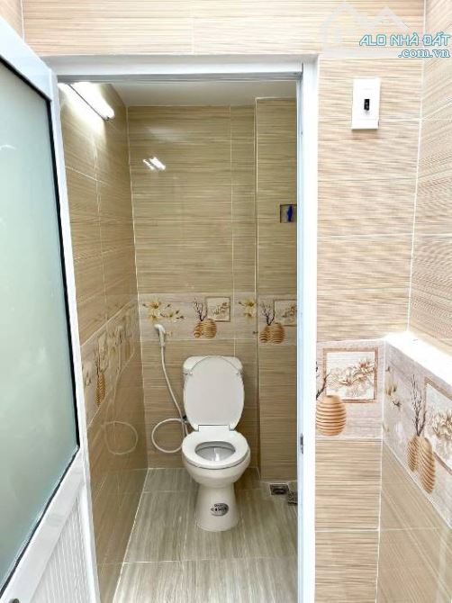 HẺM XE HƠI THÔNG- 38M2- GIÁ HIẾM - 8