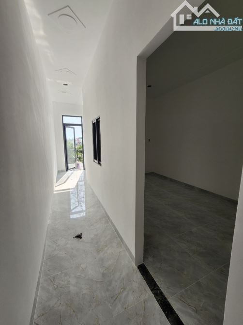 3,55Tỷ TL🔥 Bán nhà 1 trệt 2 lầu + Tum KDC Lộc Phát Residence, P.Thuận Giao, Thuận An - 9