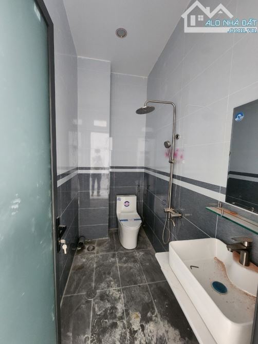 3,75Tỷ TL🔥Bán nhà 1 trệt 2 lầu + Tum KDC Lộc Phát Residence, P.Thuận Giao, Thuận An - 9