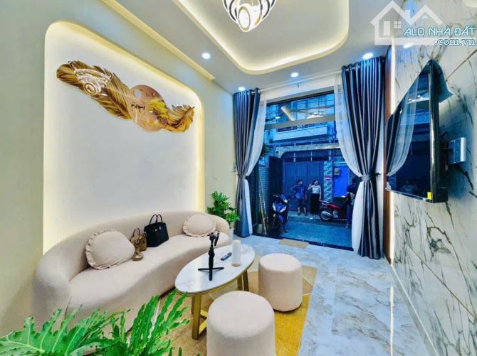 🏠 Nhà Sát Mặt tiền Nguyễn Du, P.7, 42m2, 6.250 Tỷ TL