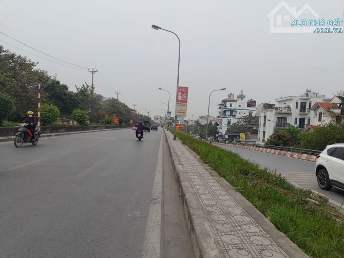 Bán đất Ngọc Thụy 1700m2, Ô tô tránh, mặt tiền 50m, giá 160 tỷ - 1