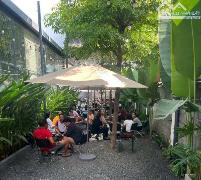 Sang Quán Cafe đẹp sân vườn xinh xắn trẻ trung mát mẻ giữa trung tâm thành phố Biên Hoà - 1