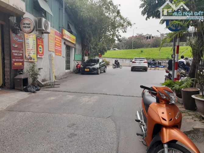 Bán đất Ngọc Thụy 1700m2, Ô tô tránh, mặt tiền 50m, giá 160 tỷ - 2