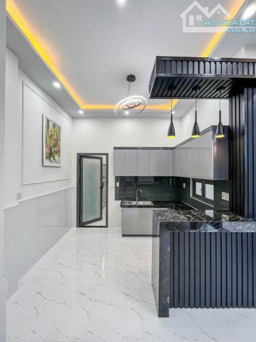 CHỈ 6,5 TỶ SỞ HỮU NGAY NHÀ ĐẸP NHƯ KHÁCH SẠN - 120m² ngang 7m - 4 TẦNG 6 PN 6 WC - 2