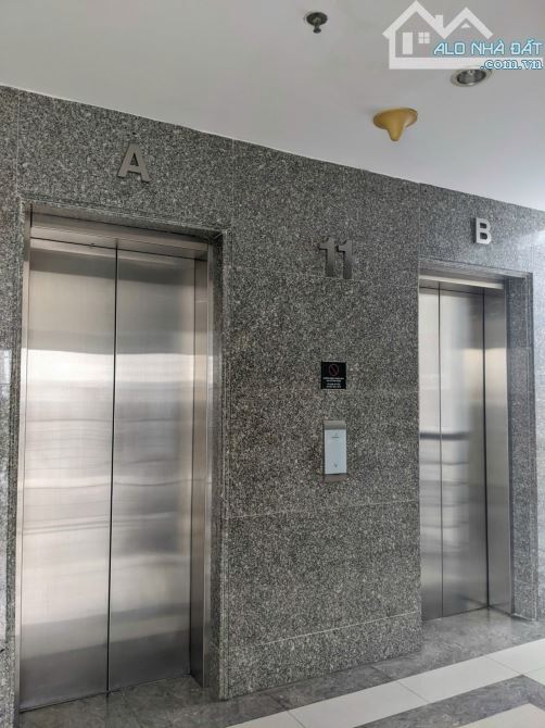 Bán Tòa Nhà Văn Phòng 111 Đường Lý Chính Thắng Quận 3.KC:H+12L.Giá 350 tỷ - 2