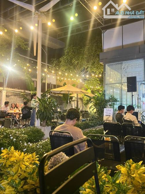 Sang Quán Cafe đẹp sân vườn xinh xắn trẻ trung mát mẻ giữa trung tâm thành phố Biên Hoà - 3