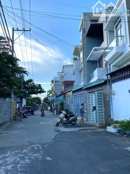 ĐẤT NỀN 65M2 , GẦN VÒNG XOAY NGUYỄN DUY TRINH, PHÚ HỮU,Q9, HXH ,NỞ HẬU - 4