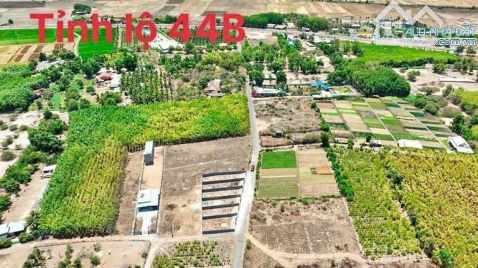 Đất thổ cư Long Mỹ, Đất Đỏ, BR VT sát Tỉnh Lộ 44B, 596mcó 100m2 đất ở gần biển Phước Hải