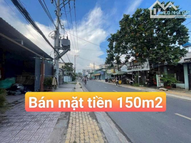 CẦN BÁN LÔ ĐẤT 150M2 GIÁ CHỈ 2 TỶ 500 MẶT TIỀN KINH DOANH GỌI CHO EM XEM ĐẤT