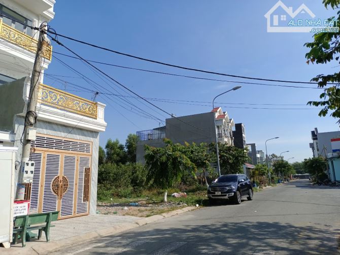 Ngộp Bank Cần Bán Đất Đông Hòa, Dĩ An - Mặt Tiền KDC Đồng Chàm