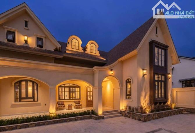 GIẢM SÂU BÁN NHANH Villa Phong Cách Châu Âu Siêu Đẹp P7 Đà Lạt 300m2 Ngang 17m. Giá 16 Tỷ