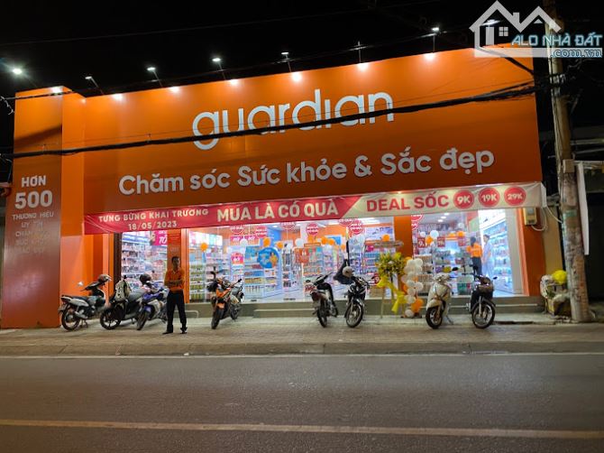 Mặt tiền lớn Cách Mạng Tháng Tám, Tân Bình, 12x30m Cấp 4 -Tiện xây: Hầm + 6 Lầu, giá 80 tỷ