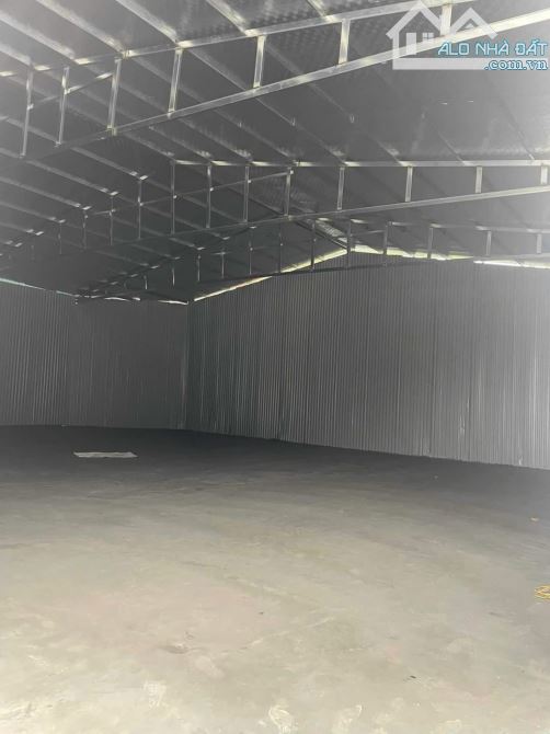 Cho thuê 300m2 kv thanh trì hà nội giá 80k/m2 - 1