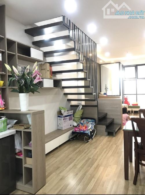 57M2, HẺM XE HƠI THÔNG  - HĐ THUÊ 18TR/THÁNG, GIÁ NHỈNH 6 TỶ - 1