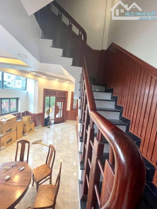 🏠( NHÀ BÈ) SIÊU PHẨM BIỆT THỰ LÔ GÓC 2 MẶT TIỀN, 66M2- O TO NGỦ TRONG NHÀ- CHỈ 8,5TY- - 2