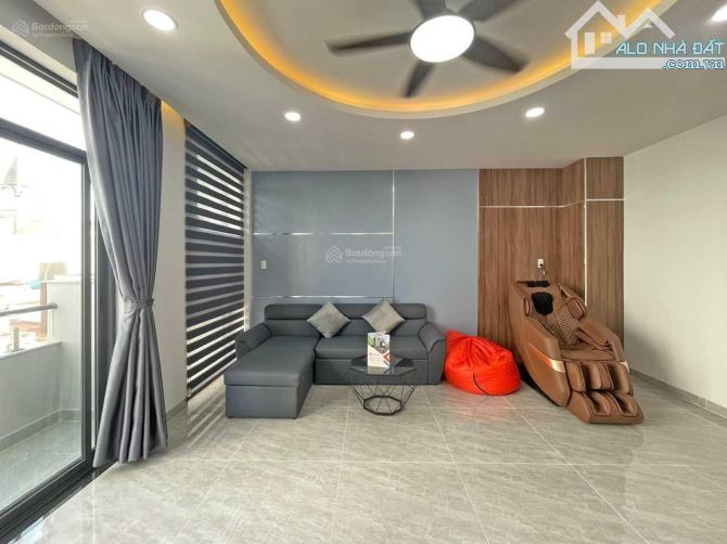 Cực hiếm! Diện tích chuẩn 4x18m, xe hơi ngủ trong nhà Lê Quang Định, Bình Thạnh - Giá Tốt - 2