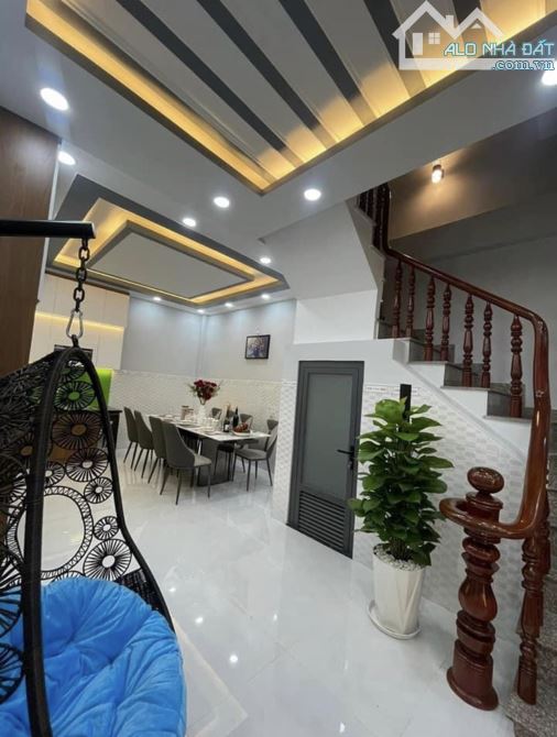 CHUYỂN CÔNG TÁC BÁN NHÀ NGUYỄN THÔNG,Q3-GIÁ:4,81TỶ/73,5m2(5x14,7m).NHÀ 1T2L 4PN 5PW.SỔ ĐẸP - 2