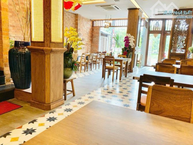Cho thuê mặt tiền Song Hành, Phường An Phú Quận 2. 8x20m hầm 3 tầng giá 100tr - 2