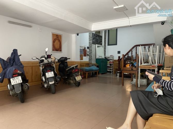 NGAY SÂN BAY, CHDV HỒNG HÀ, TÂN BÌNH, 95M2 DÒNG TIỀN 60TR MỖI THÁNG. GIẢM 350TR CHỈ CÒN 26 - 2