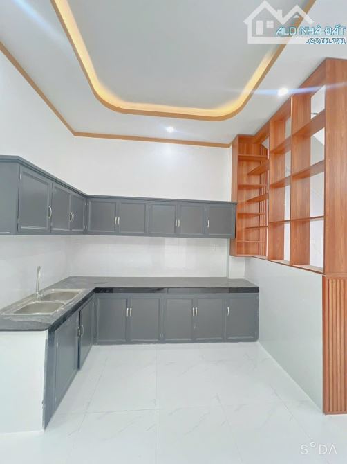 Cho thuê gấp nhà mới tinh 1 trệt 1 lầu sân xe hơi, gần trường Tiểu Học Tân Triều - 3