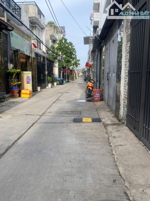 BÁN NHÀ MT HẺM 6M  –DT  60M2 –NGANG 4m -  BINH THANH – BINH TÂN Giá Rẻ 4,8 T - 3