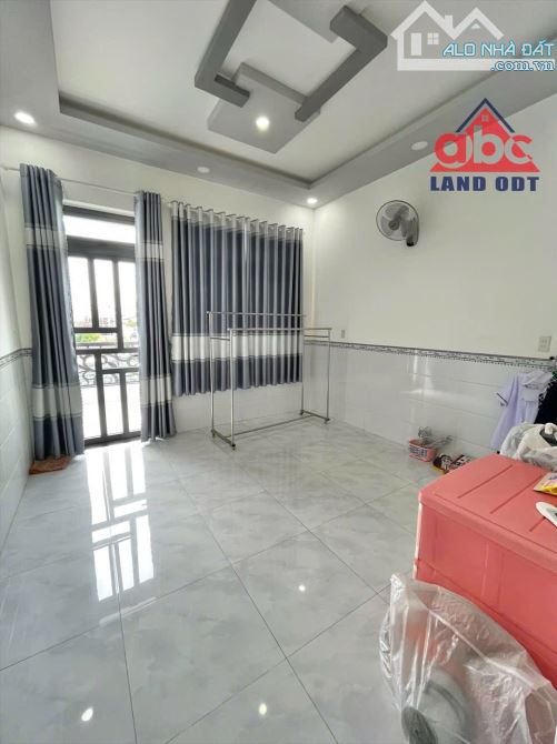 👉Nhà 1 Trệt 2 Tấm Lầu KDC P Tam hiệp giá 4 ty8 - 5