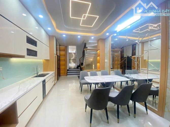 VIP Mặt Tiền Kinh Doanh Đường Mã Lò, Bình Tân - Full Nội Thất, có thang máy - DT: 4m x 27m - 5