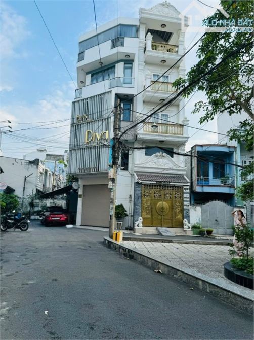 Nhà đẹp 5 Tầng, Nội thất CC, View công viên, gần Emart Phan Huy Ích, Gò Vấp