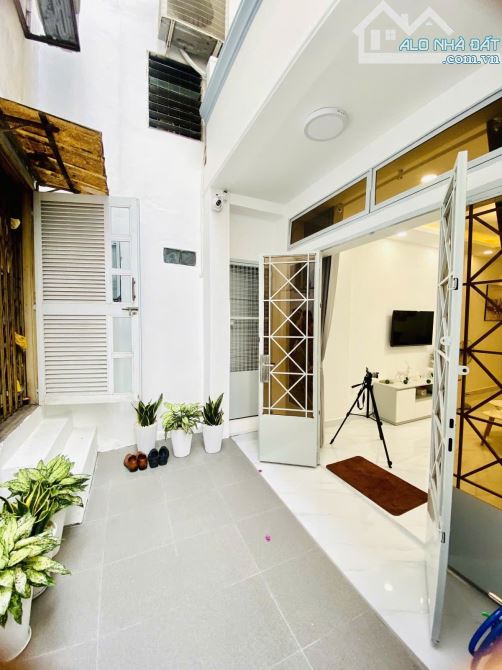 Sở hữu ngay nhà mới Q1 34m2 chưa đến 5T