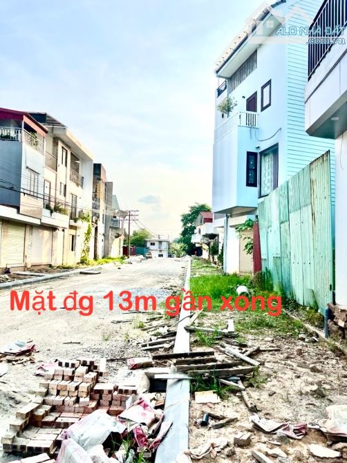 Bán đất phân lô Thanh Am 98m 2 mặt phố oto tránh, kinh doanh giá 14 tỷ hơn