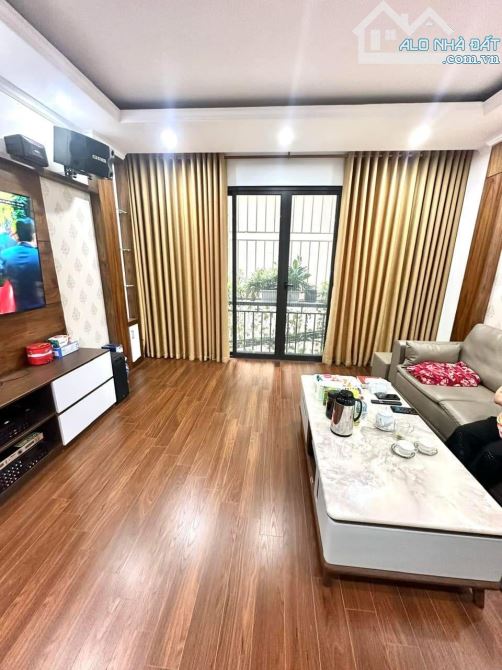 NHÀ ĐẸP HOÀNG HOA THÁM - TT BA ĐÌNH – 50M2 – Ô TÔ 7 CHỖ VÀO NHÀ - GIÁ TỐT! - 1