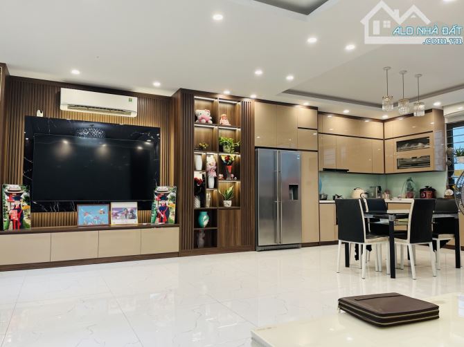 LK LUXURY HĐ - THANG MÁY - VỈA HÈ Ô TÔ TRÁNH - KINH DOANH - VP 75M X 5T X MT 7M X 17.3 TỶ - 2