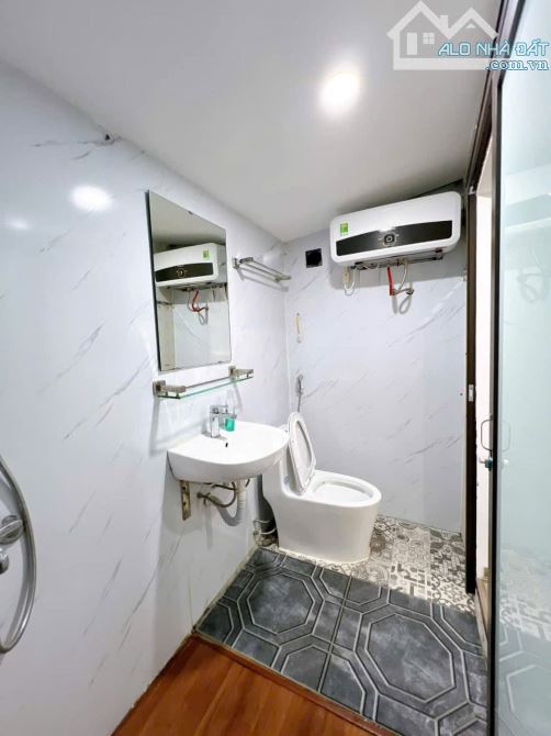 Bán tập thể lô góc Thanh Xuân Bắc, 3 Ngủ 2 WC, full nội thất, diện tích 90m2 - 2