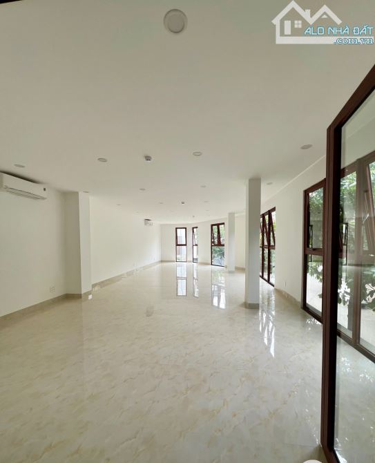 Cho thuê văn phòng 200m2 góc 2 mặt tiền KĐT An Phú ,Quận_2 - 2