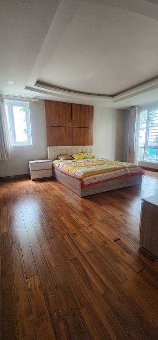 Cho thuê Biệt Thự Phú Mỹ, đường Hoàng Quốc Việt, quận 7, 5bed, 44tr, LH Phí Thanh - 2