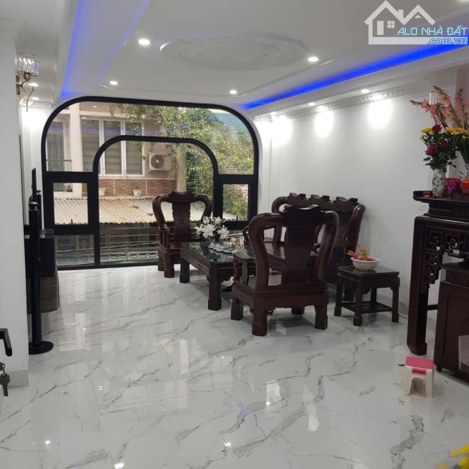 Bán nhà Phú Thượng 8 tầng thang máy 60 m2 MT 4 m, sát đường đôi Ciputra 13.x tỷ - 2