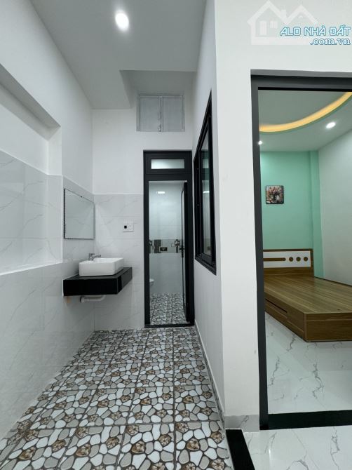 Hoàng Diệu, Hải Châu 50m2 , 2 tầng , giá chào hơn 2 tỷ. - 2
