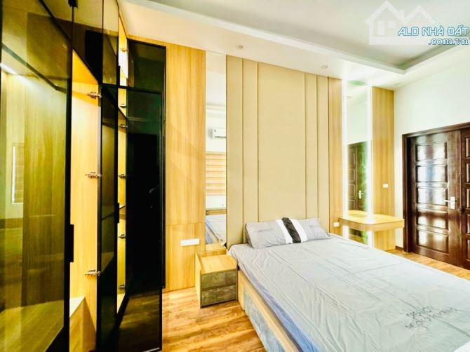 Siêu hiếm, oto, lô góc 3 thoáng, nhà siêu đẹp, sổ vuông, Vip Thanh Xuân,60m2x4t chỉ 14 hơn - 3