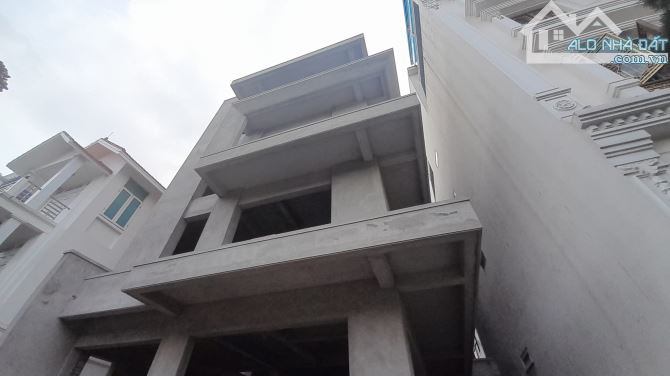 Bán gấp Biệt Thự xây thô đường Nguyễn Văn Linh PG An Đồng, An Dương, HP. 14 tỷ, 220m2 - 3